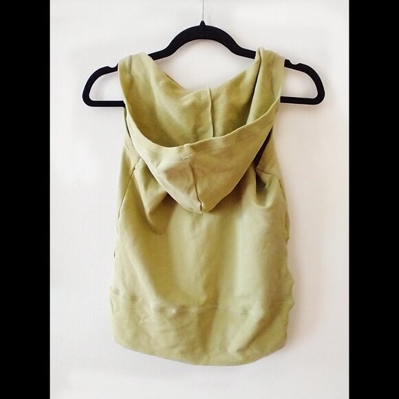 Urban Behaviour Green Tank Top Hoodie NWT - Picture 2 of 4